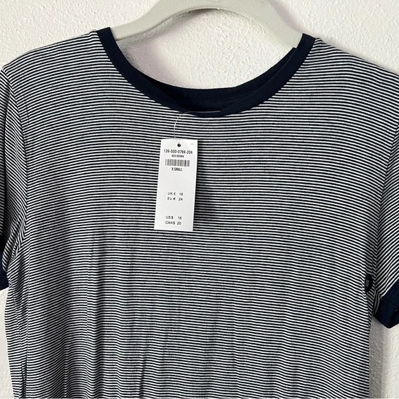 Abercrombie & Fitch Navy Striped Women's Top - Picture 2 of 2